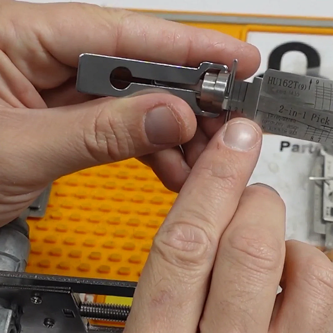 קורס מנעולן לעבודה עם לישי מעשי פיזי / KEY SHOP LISHI TRAINING COURSE - Image 3